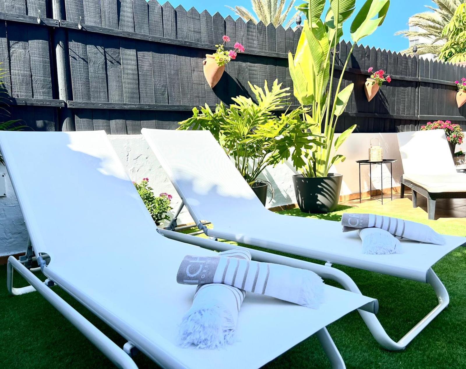 Oasis Beach Holiday Home With Jacuzzi Playa del Inglés Kültér fotó