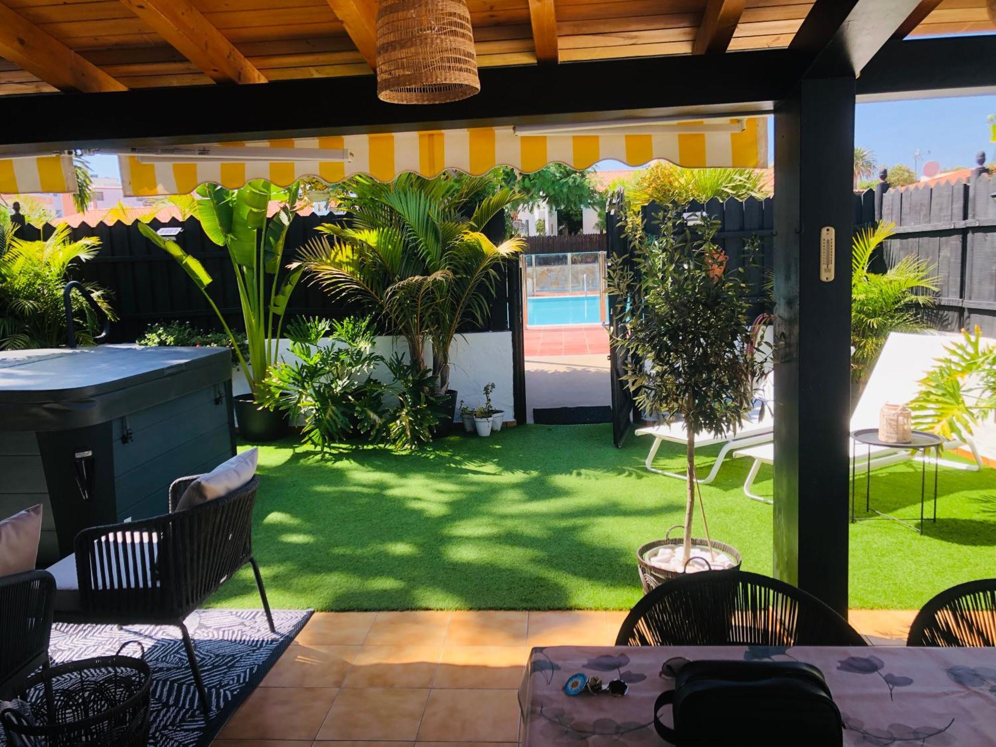 Oasis Beach Holiday Home With Jacuzzi Playa del Inglés Kültér fotó